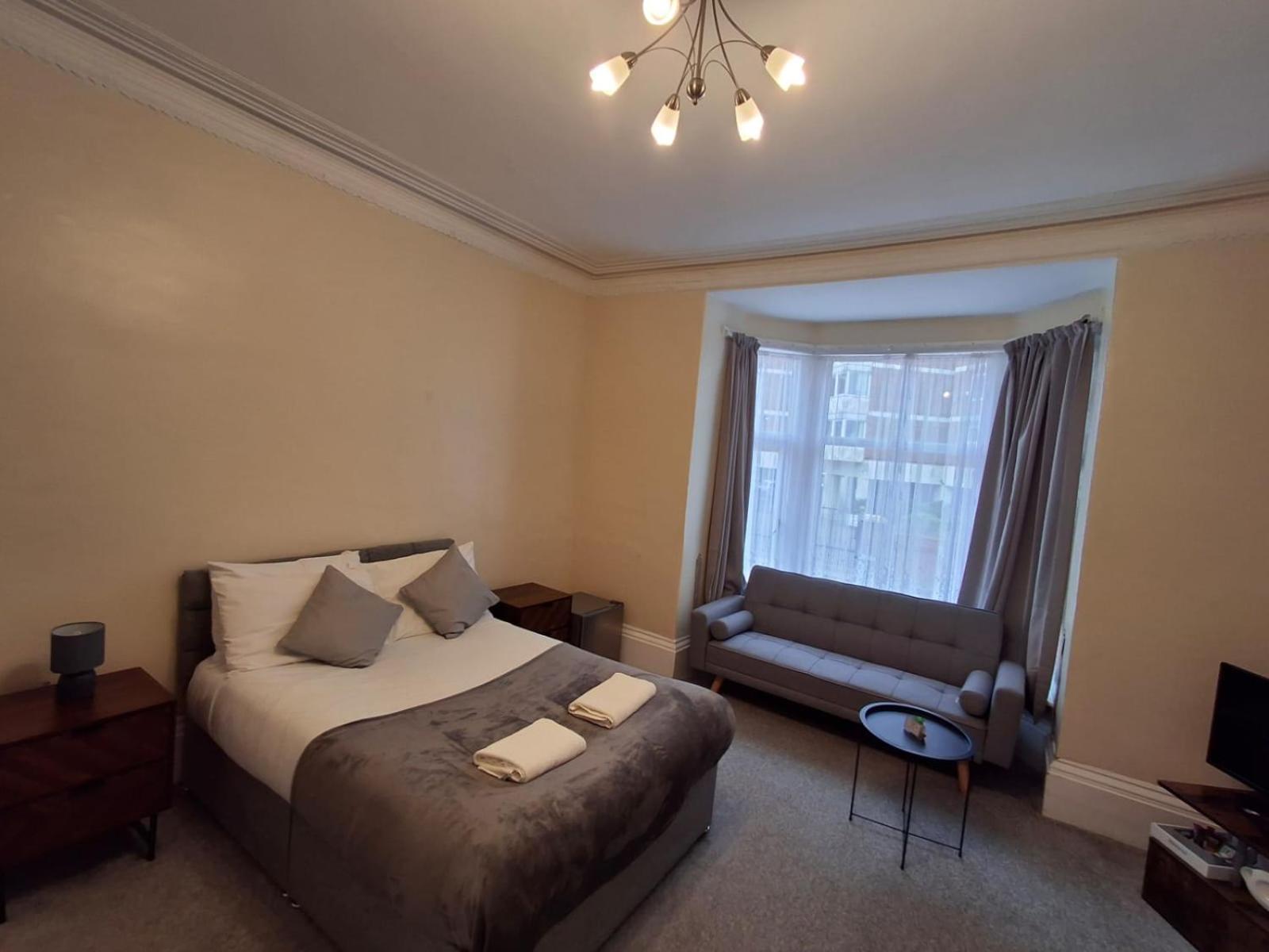 Inn By The Sea, Portsmouth - En Suite Rooms With Sea View Possible, Parking Ev 22Kw Ngoại thất bức ảnh