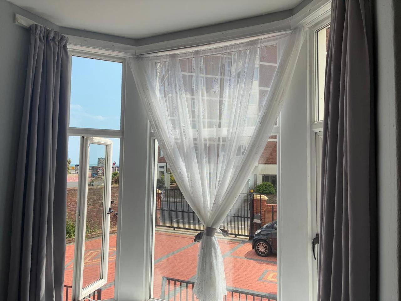 Inn By The Sea, Portsmouth - En Suite Rooms With Sea View Possible, Parking Ev 22Kw Ngoại thất bức ảnh